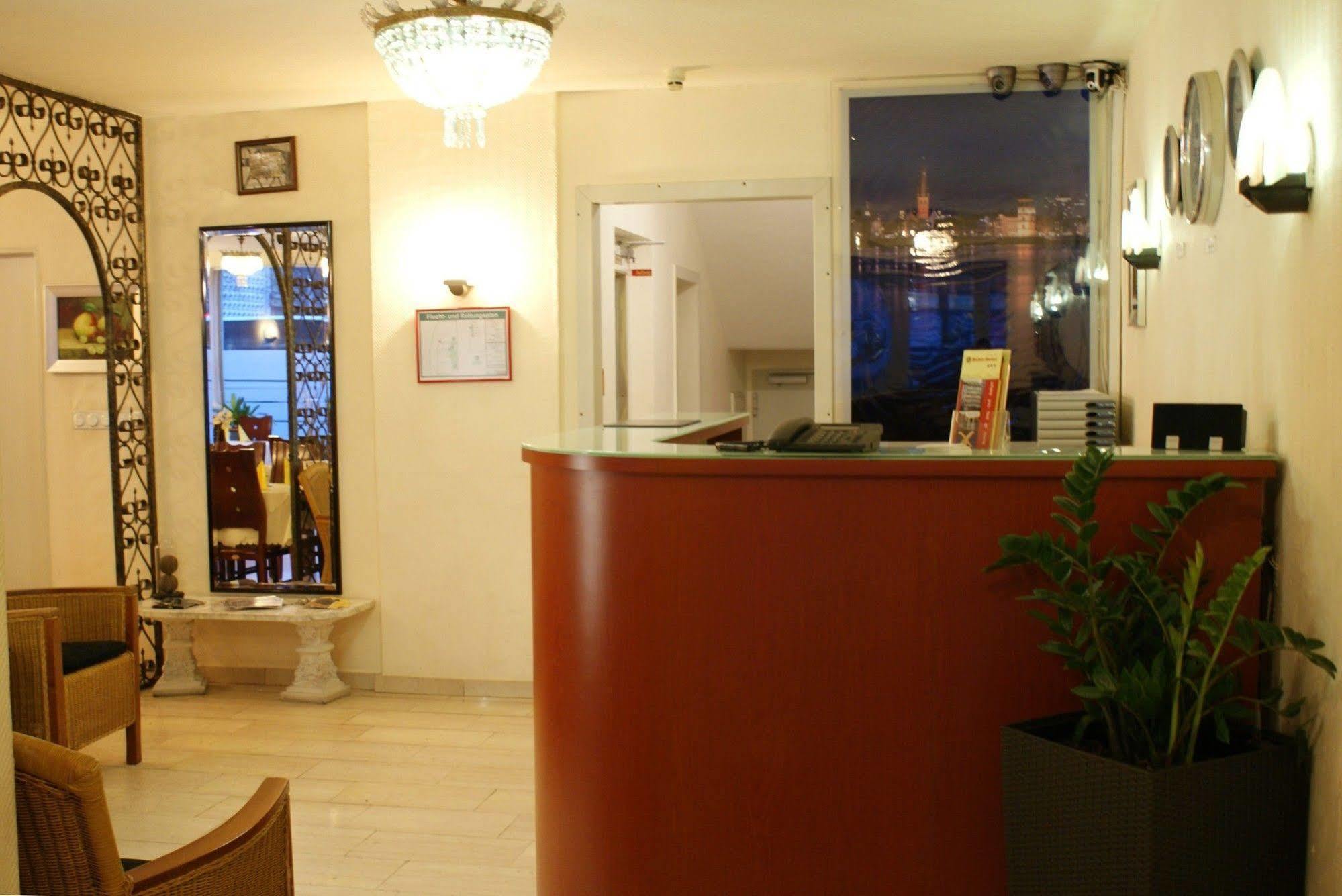 Bahn-hotel 3* Düsseldorf
